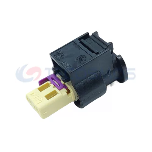 Auto Parts High Quality Electrical Plastic Automotive Waterproof Wire Harness Connector for VW 2-Pin Female 07P973702